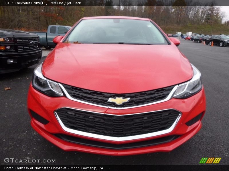 Red Hot / Jet Black 2017 Chevrolet Cruze LT