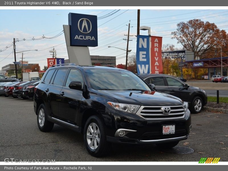 Black / Sand Beige 2011 Toyota Highlander V6 4WD