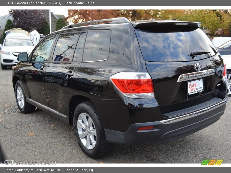 Black / Sand Beige 2011 Toyota Highlander V6 4WD
