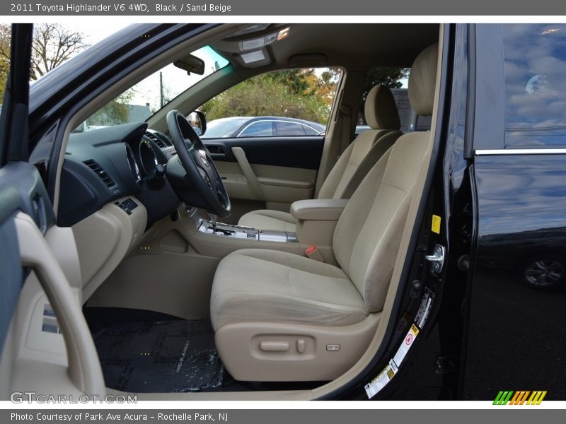 Black / Sand Beige 2011 Toyota Highlander V6 4WD
