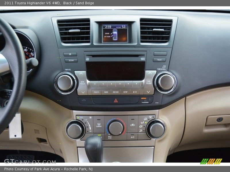 Black / Sand Beige 2011 Toyota Highlander V6 4WD