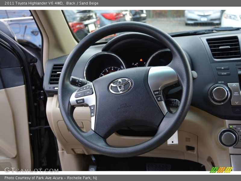 Black / Sand Beige 2011 Toyota Highlander V6 4WD
