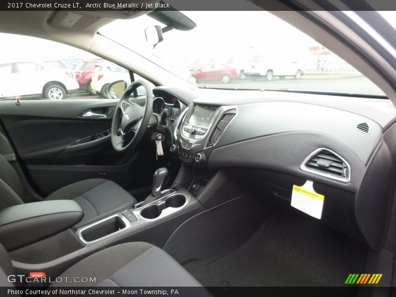 Arctic Blue Metallic / Jet Black 2017 Chevrolet Cruze LT