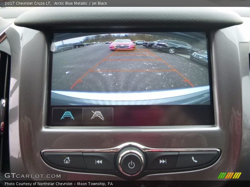 Arctic Blue Metallic / Jet Black 2017 Chevrolet Cruze LT