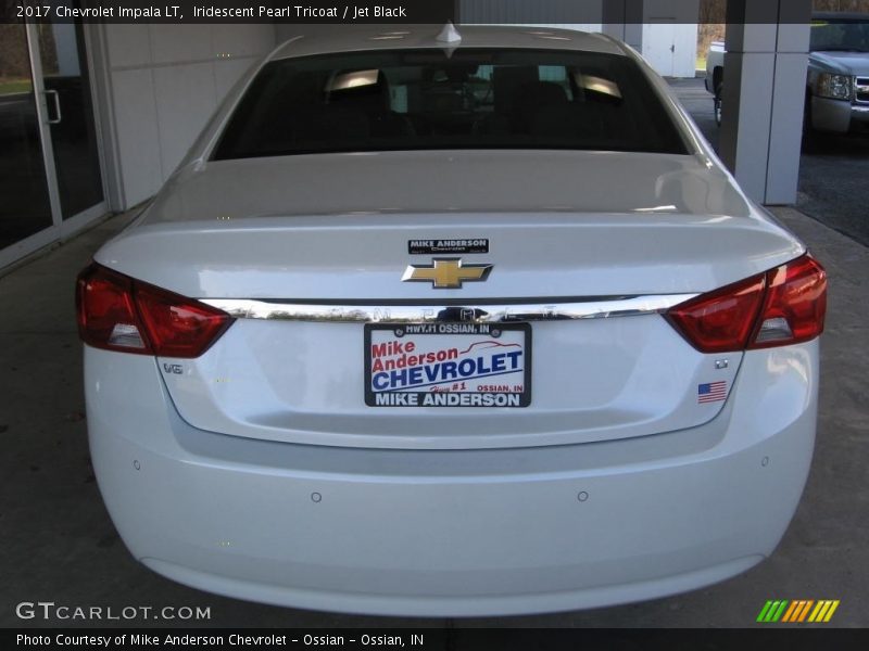 Iridescent Pearl Tricoat / Jet Black 2017 Chevrolet Impala LT