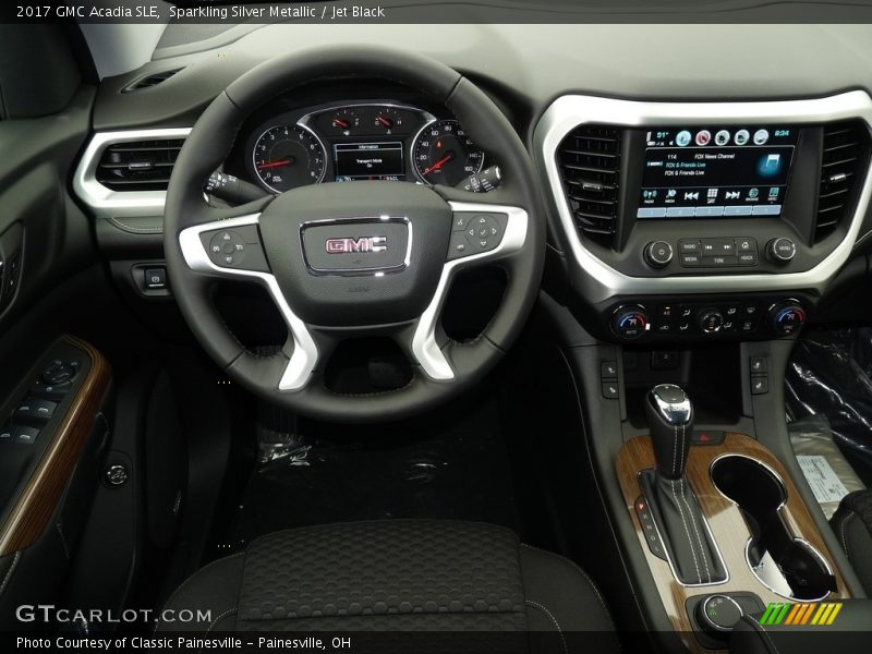 Dashboard of 2017 Acadia SLE