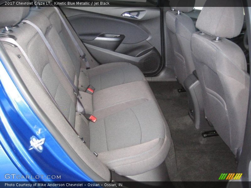Kinetic Blue Metallic / Jet Black 2017 Chevrolet Cruze LT