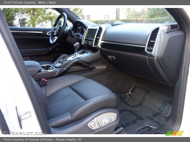 White / Black 2016 Porsche Cayenne