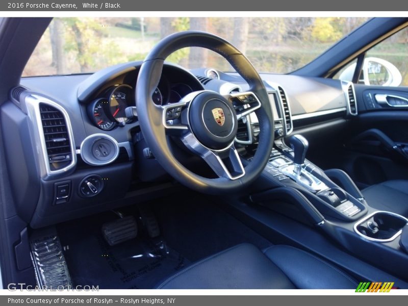 White / Black 2016 Porsche Cayenne