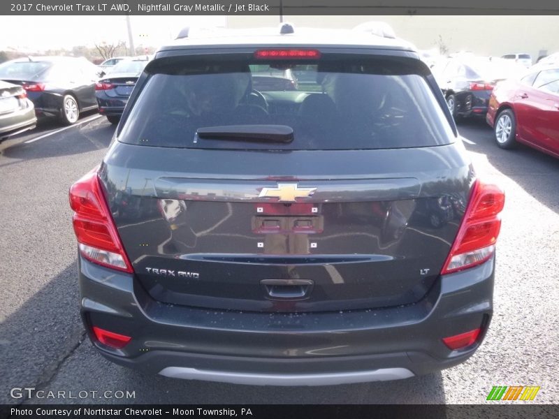 Nightfall Gray Metallic / Jet Black 2017 Chevrolet Trax LT AWD