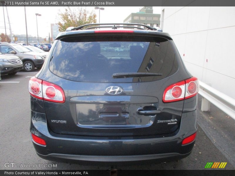 Pacific Blue Pearl / Cocoa Black 2011 Hyundai Santa Fe SE AWD