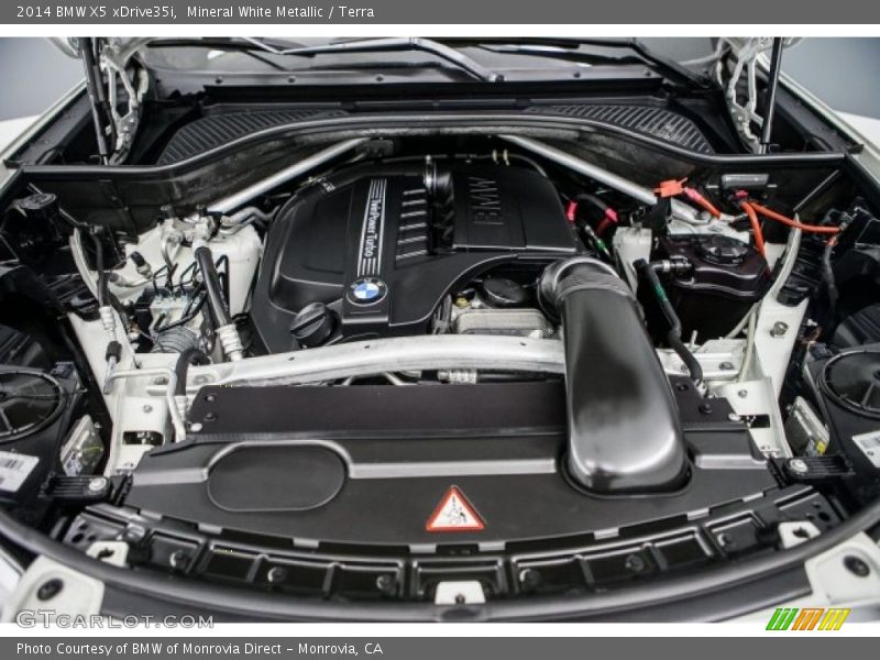 Mineral White Metallic / Terra 2014 BMW X5 xDrive35i