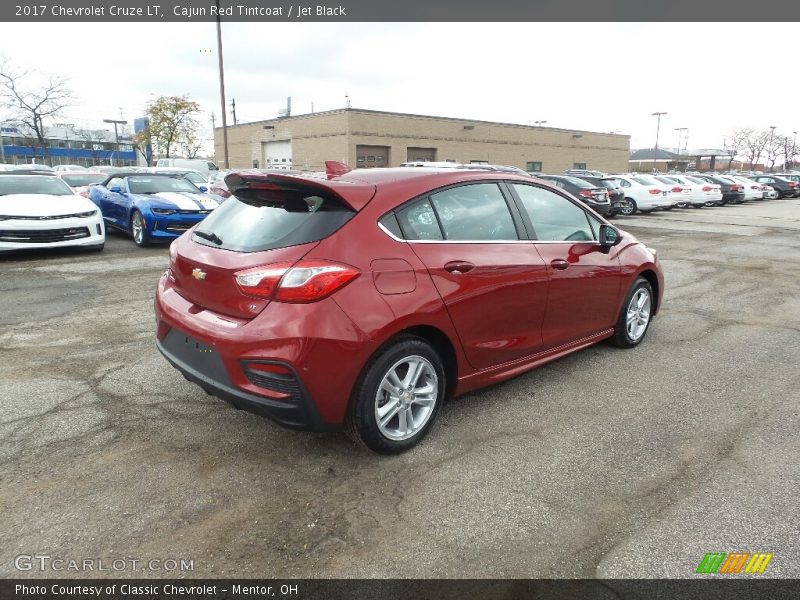Cajun Red Tintcoat / Jet Black 2017 Chevrolet Cruze LT