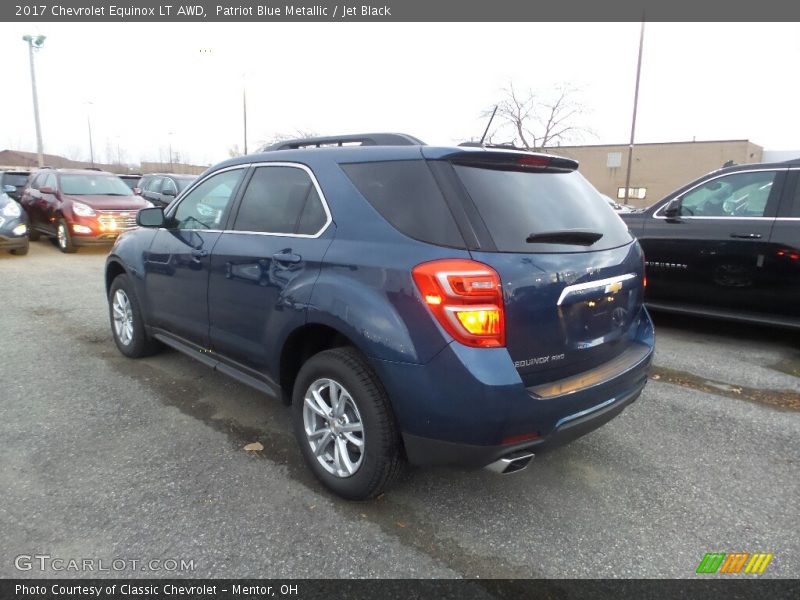 Patriot Blue Metallic / Jet Black 2017 Chevrolet Equinox LT AWD