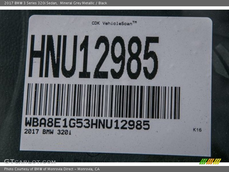 Mineral Grey Metallic / Black 2017 BMW 3 Series 320i Sedan