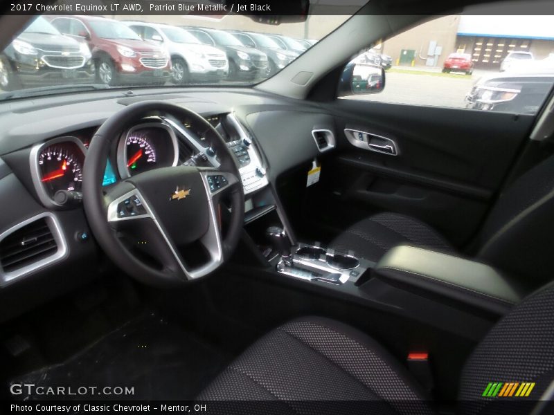 Patriot Blue Metallic / Jet Black 2017 Chevrolet Equinox LT AWD