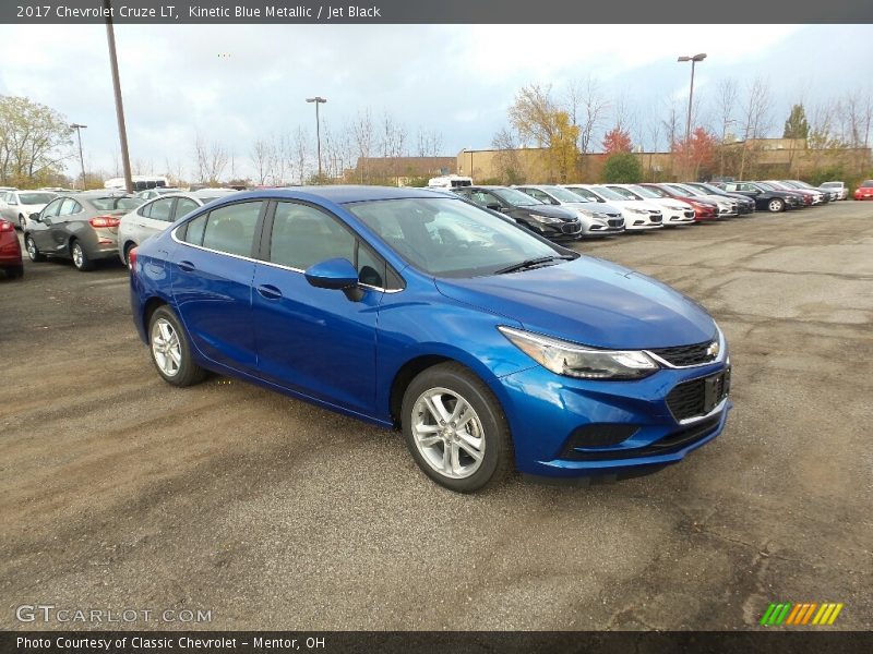 Kinetic Blue Metallic / Jet Black 2017 Chevrolet Cruze LT