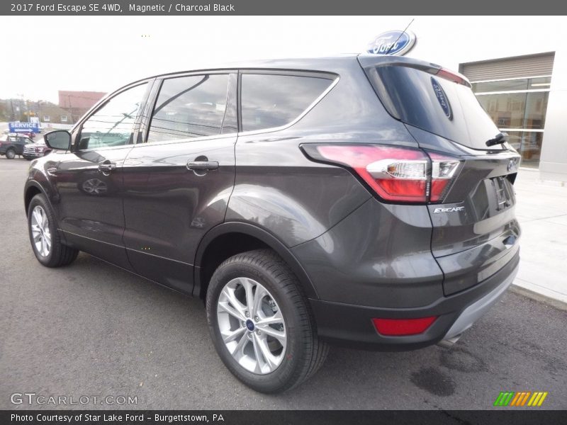 Magnetic / Charcoal Black 2017 Ford Escape SE 4WD