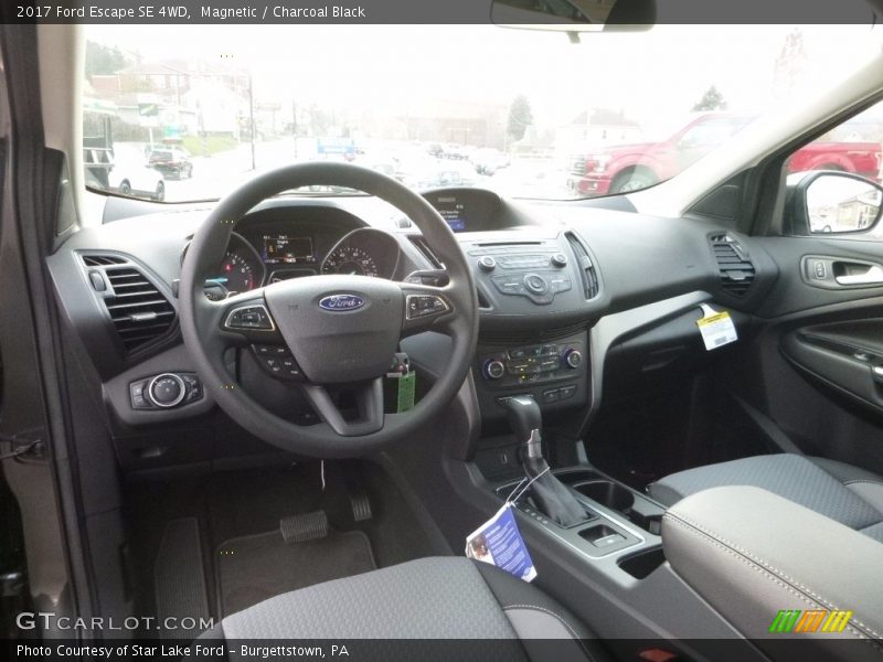 Magnetic / Charcoal Black 2017 Ford Escape SE 4WD