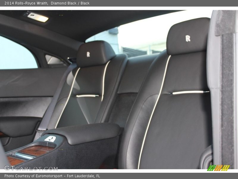 Diamond Black / Black 2014 Rolls-Royce Wraith