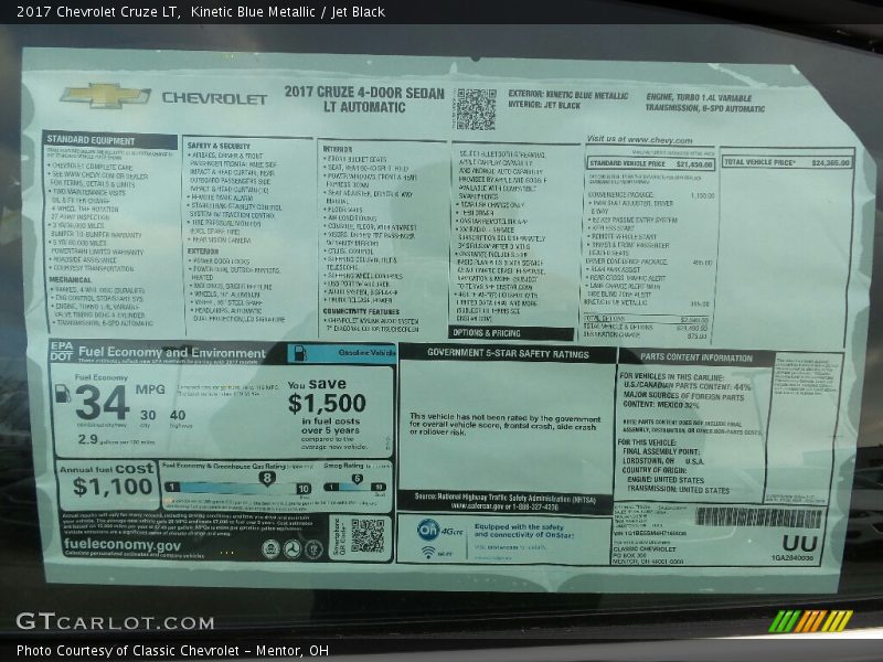 Kinetic Blue Metallic / Jet Black 2017 Chevrolet Cruze LT