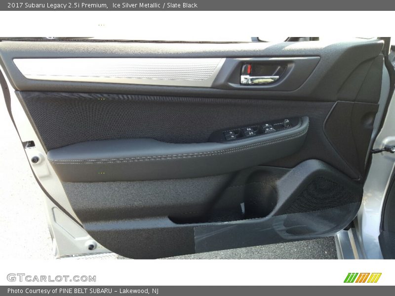 Ice Silver Metallic / Slate Black 2017 Subaru Legacy 2.5i Premium