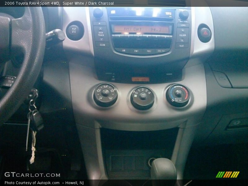 Super White / Dark Charcoal 2006 Toyota RAV4 Sport 4WD