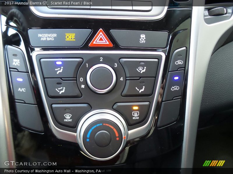Controls of 2017 Elantra GT 