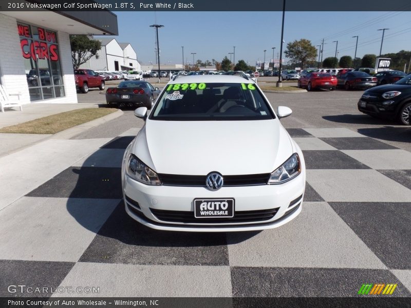Pure White / Black 2016 Volkswagen Golf SportWagen 1.8T S