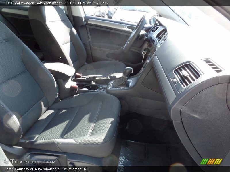 Pure White / Black 2016 Volkswagen Golf SportWagen 1.8T S