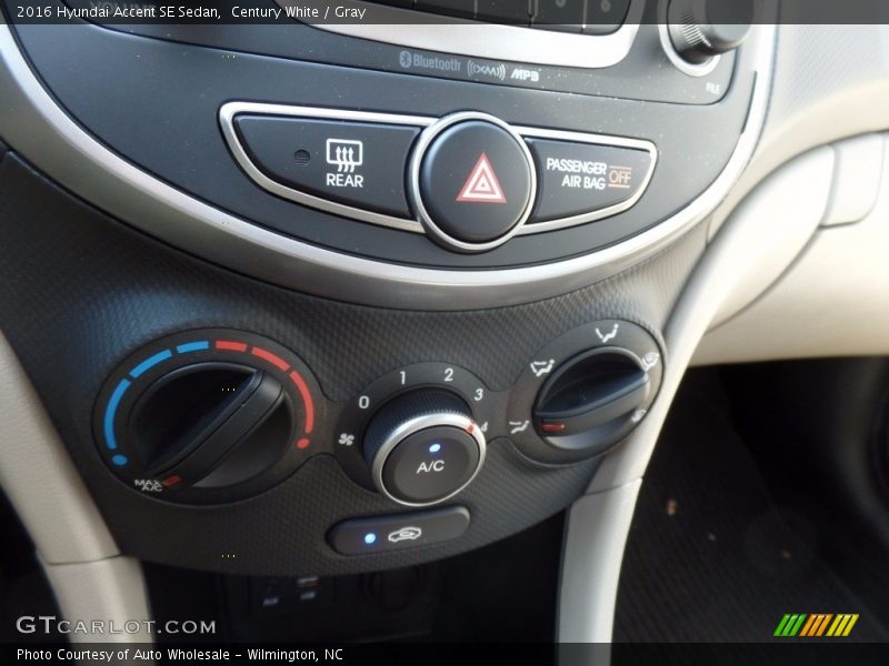 Century White / Gray 2016 Hyundai Accent SE Sedan