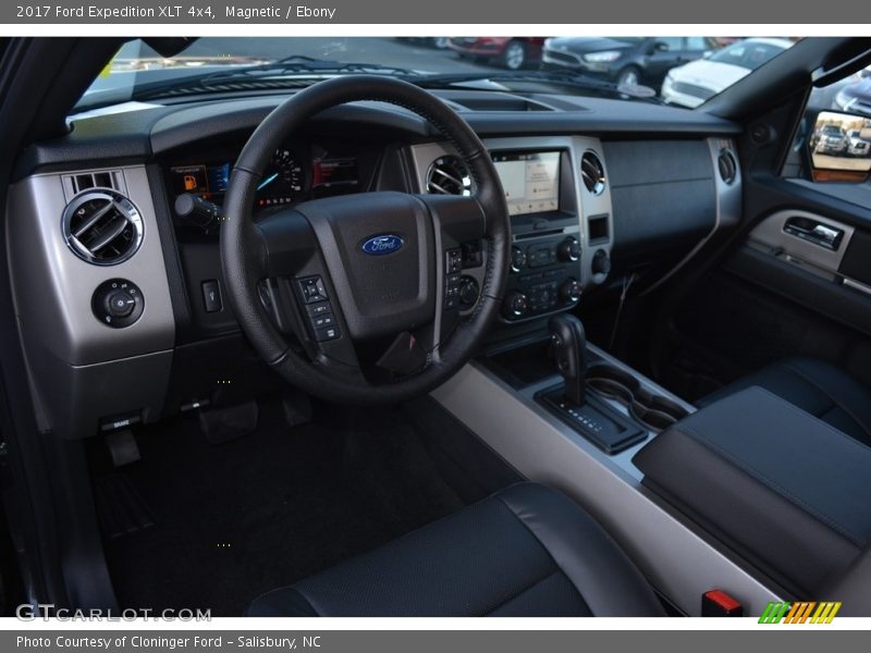  2017 Expedition XLT 4x4 Ebony Interior