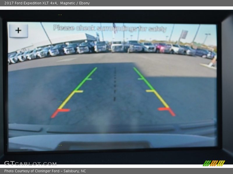 Magnetic / Ebony 2017 Ford Expedition XLT 4x4