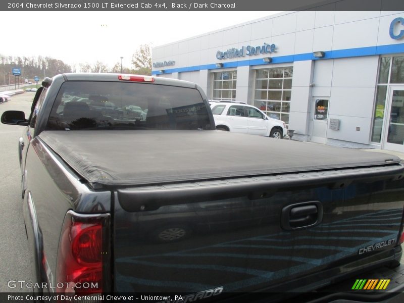 Black / Dark Charcoal 2004 Chevrolet Silverado 1500 LT Extended Cab 4x4