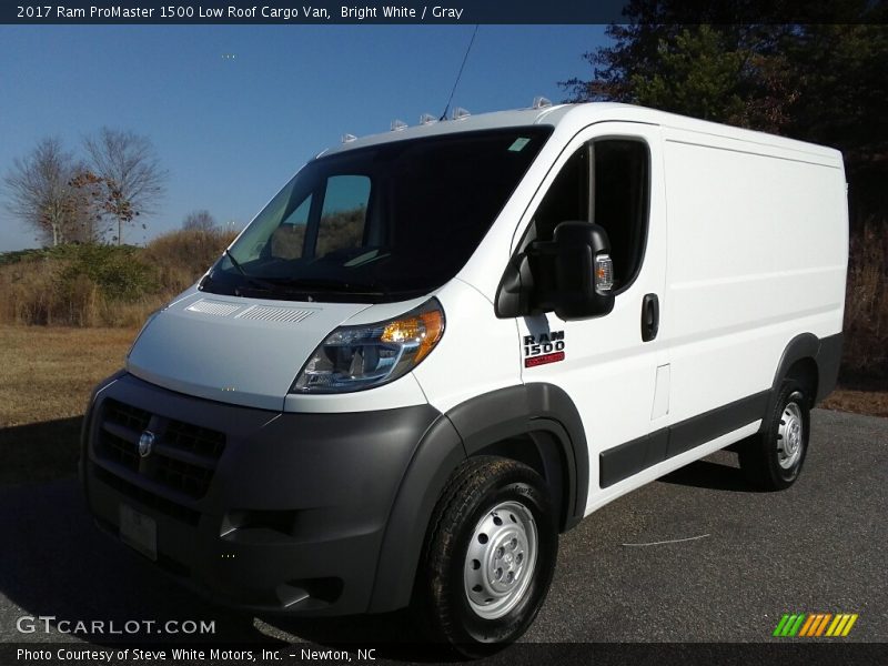 Front 3/4 View of 2017 ProMaster 1500 Low Roof Cargo Van