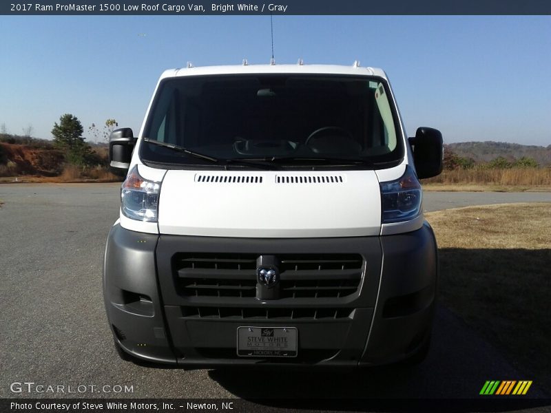Bright White / Gray 2017 Ram ProMaster 1500 Low Roof Cargo Van