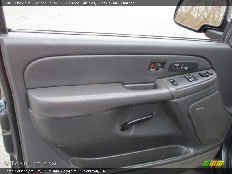 Black / Dark Charcoal 2004 Chevrolet Silverado 1500 LT Extended Cab 4x4