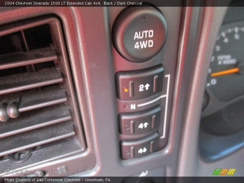 Black / Dark Charcoal 2004 Chevrolet Silverado 1500 LT Extended Cab 4x4