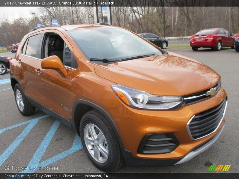 Front 3/4 View of 2017 Trax LT AWD