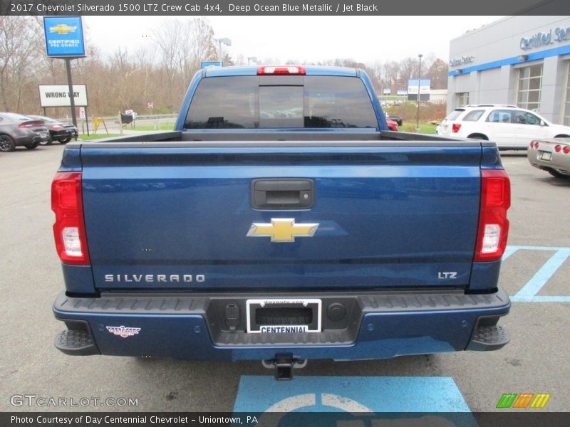 Deep Ocean Blue Metallic / Jet Black 2017 Chevrolet Silverado 1500 LTZ Crew Cab 4x4