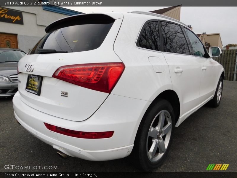 Ibis White / Cinnamon Brown 2010 Audi Q5 3.2 quattro