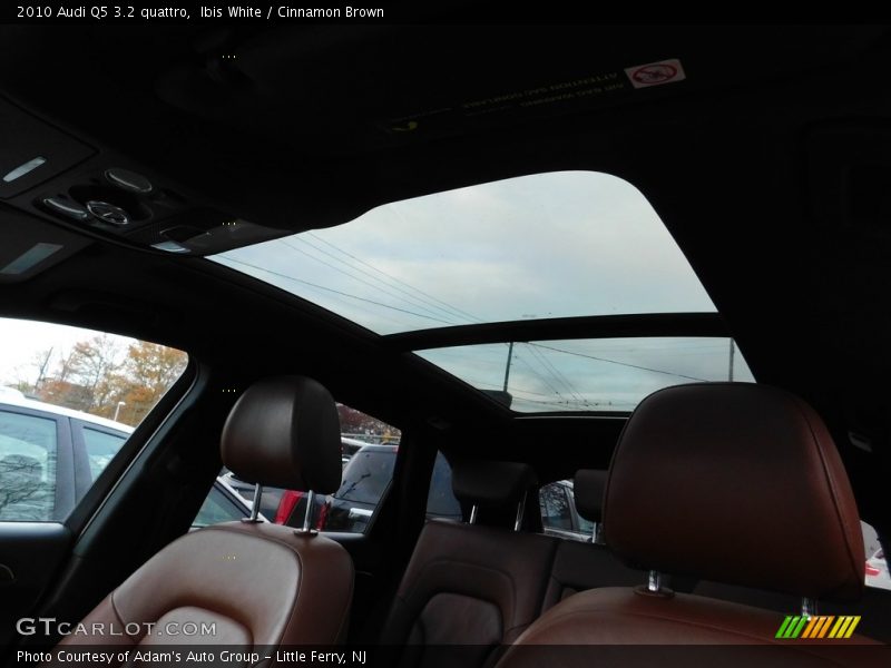 Ibis White / Cinnamon Brown 2010 Audi Q5 3.2 quattro