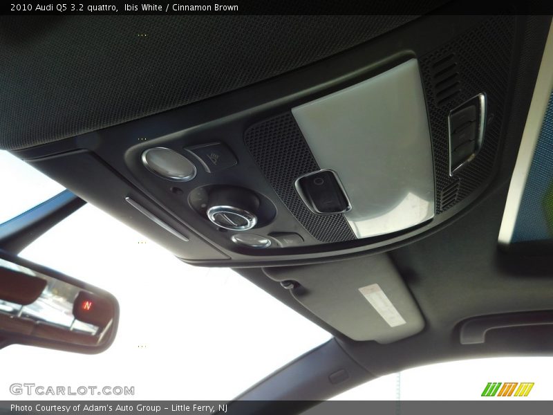 Ibis White / Cinnamon Brown 2010 Audi Q5 3.2 quattro