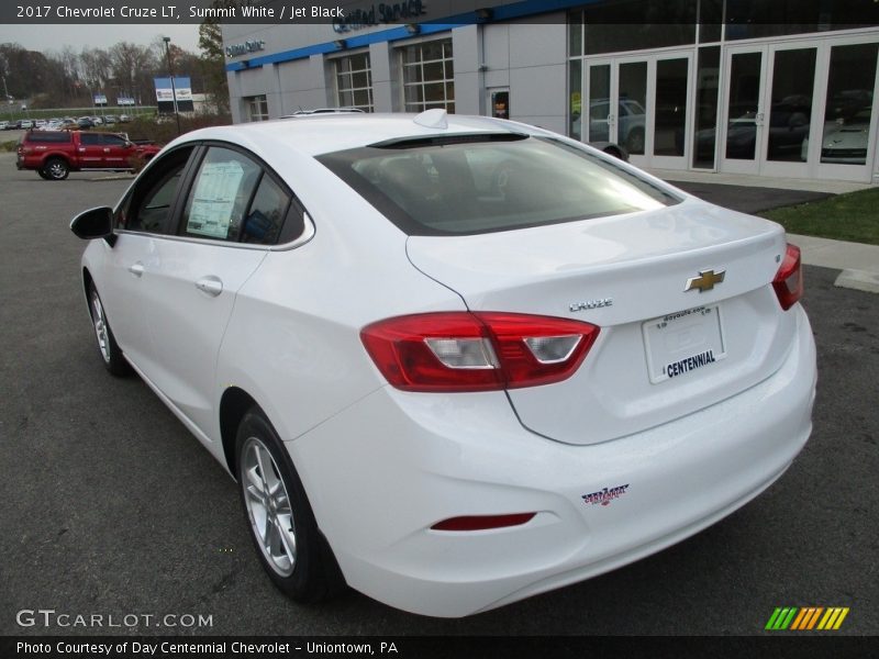 Summit White / Jet Black 2017 Chevrolet Cruze LT