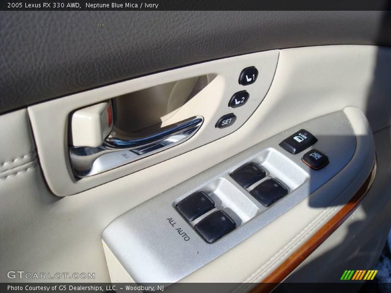 Neptune Blue Mica / Ivory 2005 Lexus RX 330 AWD