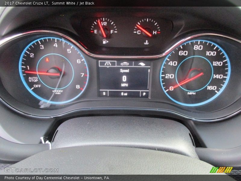 Summit White / Jet Black 2017 Chevrolet Cruze LT