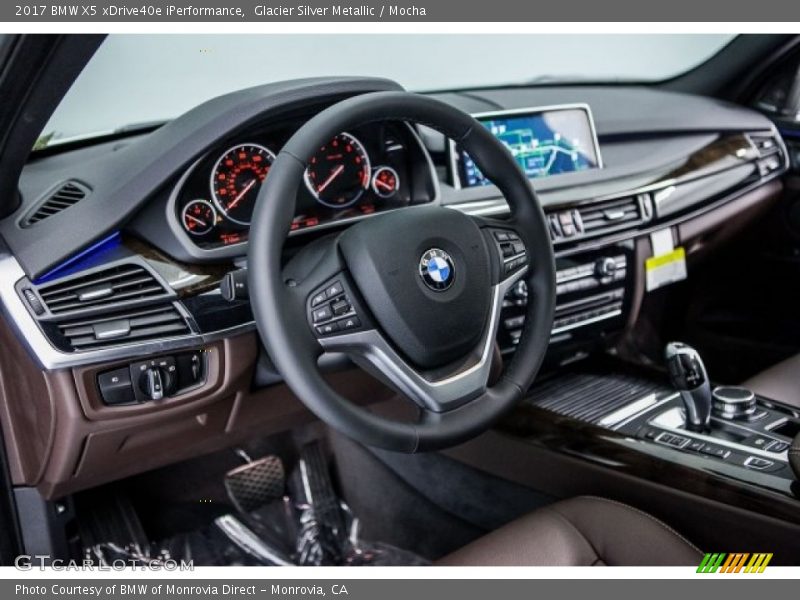 Dashboard of 2017 X5 xDrive40e iPerformance