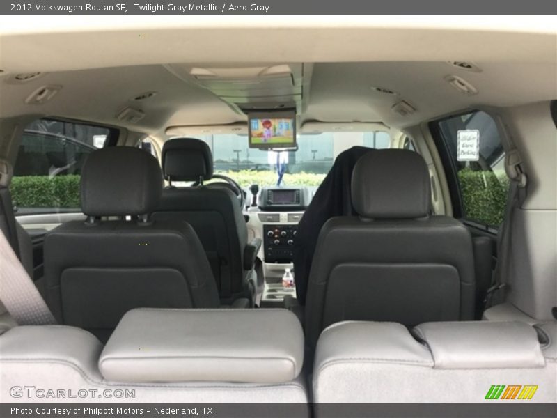 Twilight Gray Metallic / Aero Gray 2012 Volkswagen Routan SE