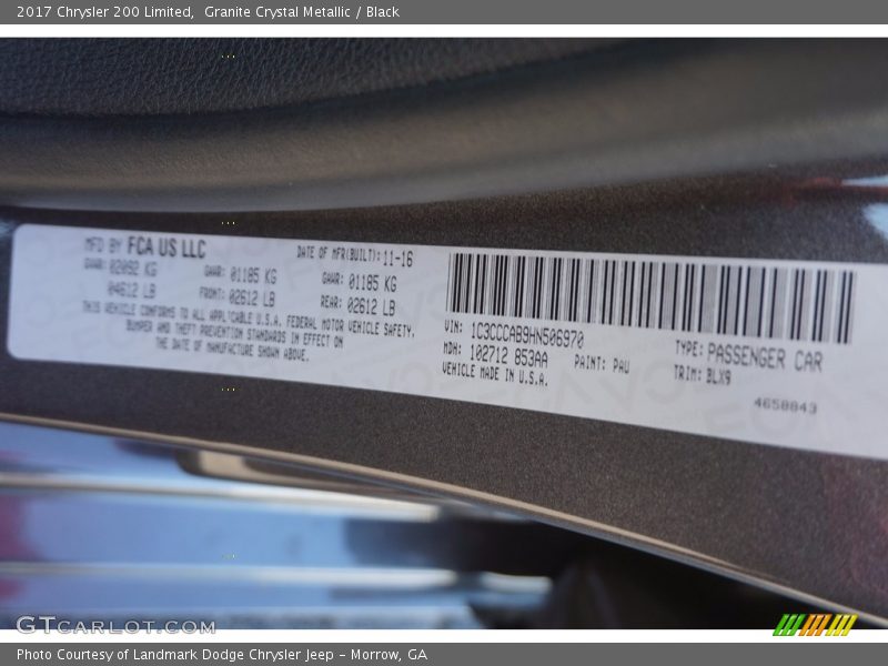 Granite Crystal Metallic / Black 2017 Chrysler 200 Limited