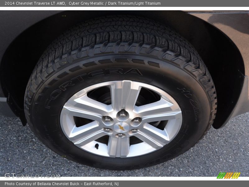 Cyber Grey Metallic / Dark Titanium/Light Titanium 2014 Chevrolet Traverse LT AWD